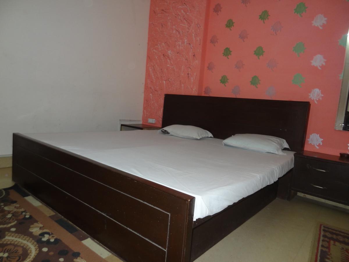 Hotel Aashiyana Agra  Εξωτερικό φωτογραφία