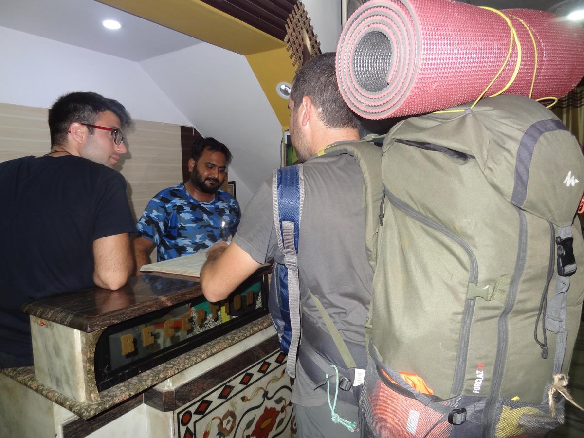 Hotel Aashiyana Agra  Εξωτερικό φωτογραφία