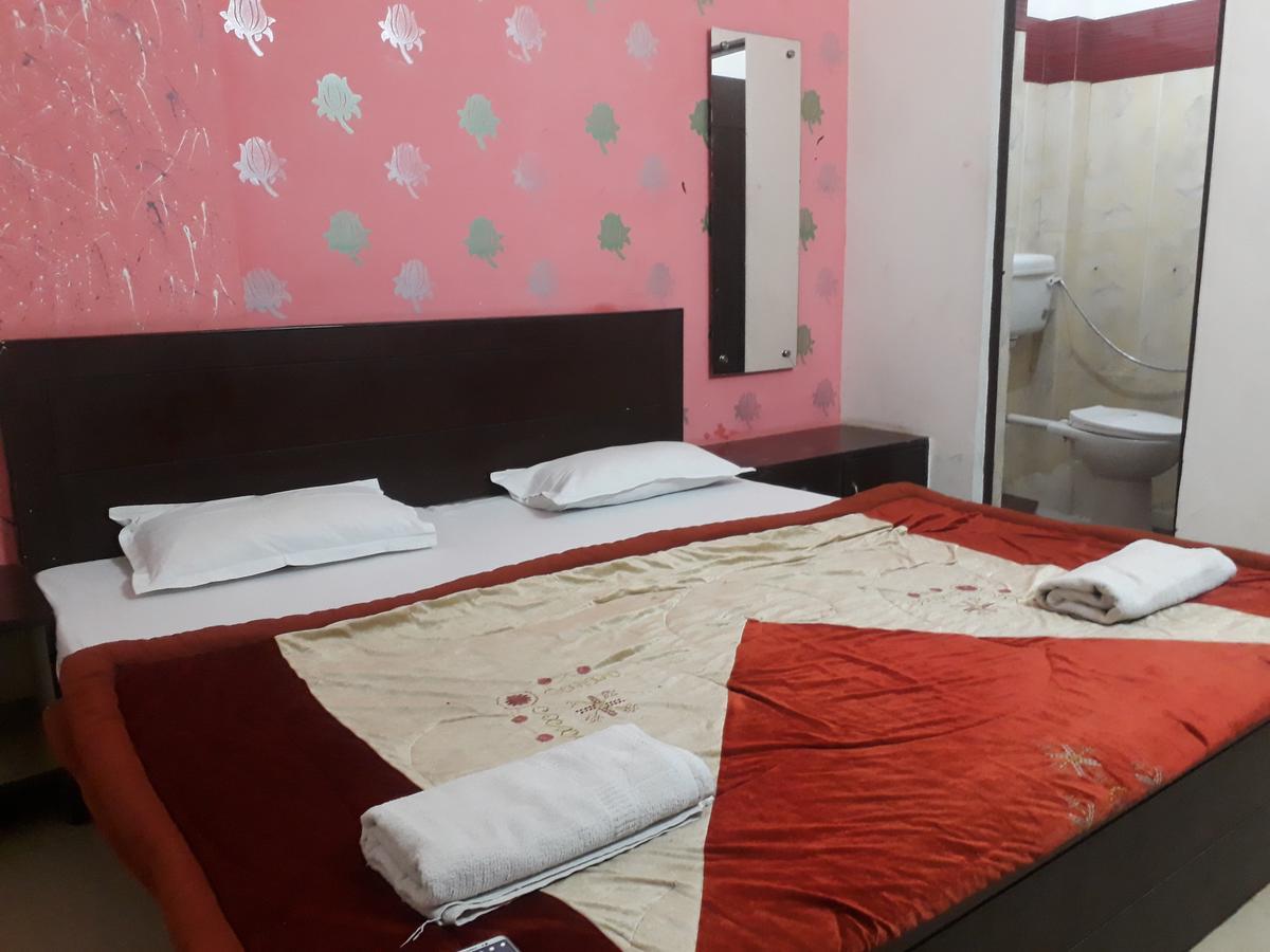 Hotel Aashiyana Agra  Εξωτερικό φωτογραφία
